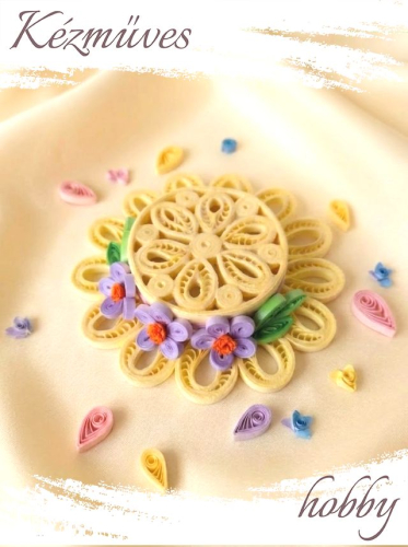 Quilling ajándék - Quilling termékek - Csepp formás kalap - Quilling Asztaldísz