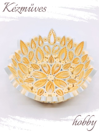 Quilling ajándék - Ünnepek - Csepp formás tálka - Quilling ajándék