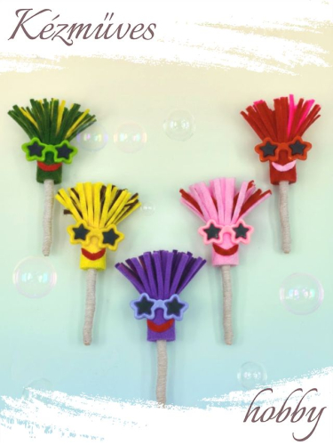 Quilling ajándék - Hűtőmágnes - Felmosók szemüvegben 1 - Hűtőmágnes