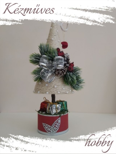 Quilling ajándék - Karácsonyi asztaldísz - Grincsfa - Karácsonyi asztaldísz