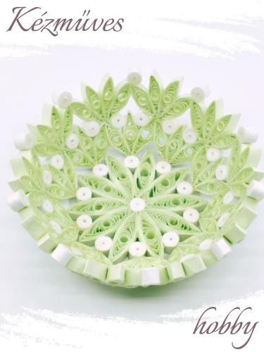 Quilling ajándék - Ünnepek - Legyező formás tálka - Karácsonyi ajándékok
