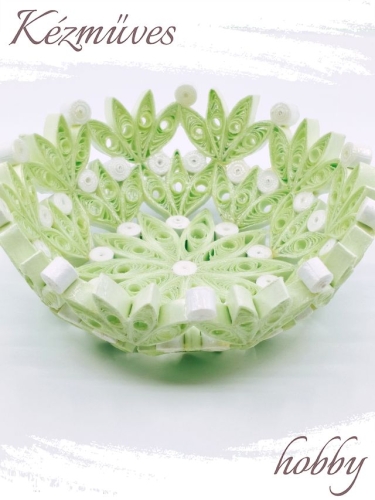 Quilling ajándék - Ünnepek - Legyező formás tálka - Karácsonyi ajándékok