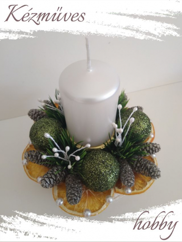 Quilling ajándék - Karácsonyi asztaldísz - Narancs virág (zöld) - Karácsonyi asztaldísz