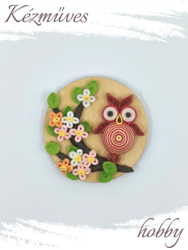 Quilling ajándék - Hűtőmágnes - Nyári Uhu bagoly hűtőmágnes - Quilling hűtőmágnes