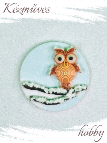 Quilling ajándék - Hűtőmágnes - Téli Uhu bagoly hűtőmágnes - Quilling hűtőmágnes