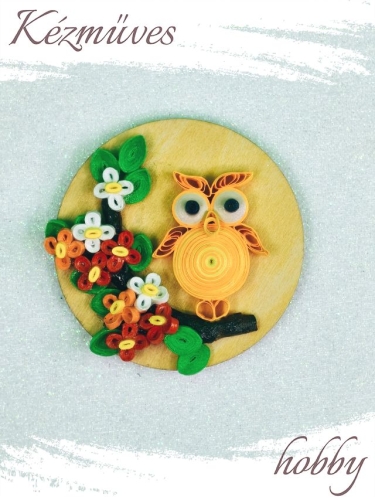 Quilling ajándék - Hűtőmágnes - 2 évszak Uhu bagoly hűtőmágnes (sárga) - Quilling Hűtőmágnes