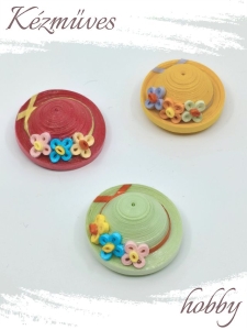 Quilling ajándék - Hűtőmágnes - Mini kalapok 1 - Quilling hűtőmágnes
