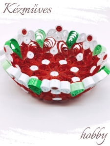 Quilling ajándék - Karácsonyi ajándékok - Piros tálka - Quilling ajándék