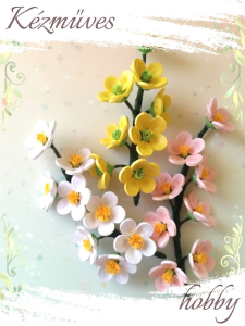 Quilling ajándék - Quilling termékek - Virágos ág - Virágfejek